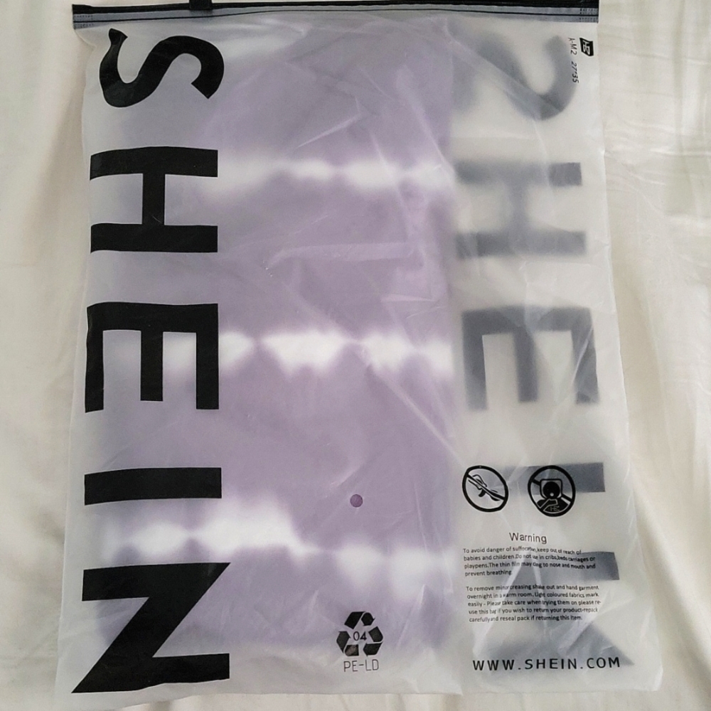 Shein gray and white tie dye blouse, never been worn, new🎉🎊